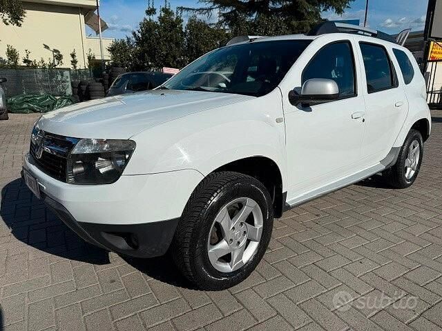Usata Dacia Duster Lauréate 110 CV (80 kW) 2011 Other SUV