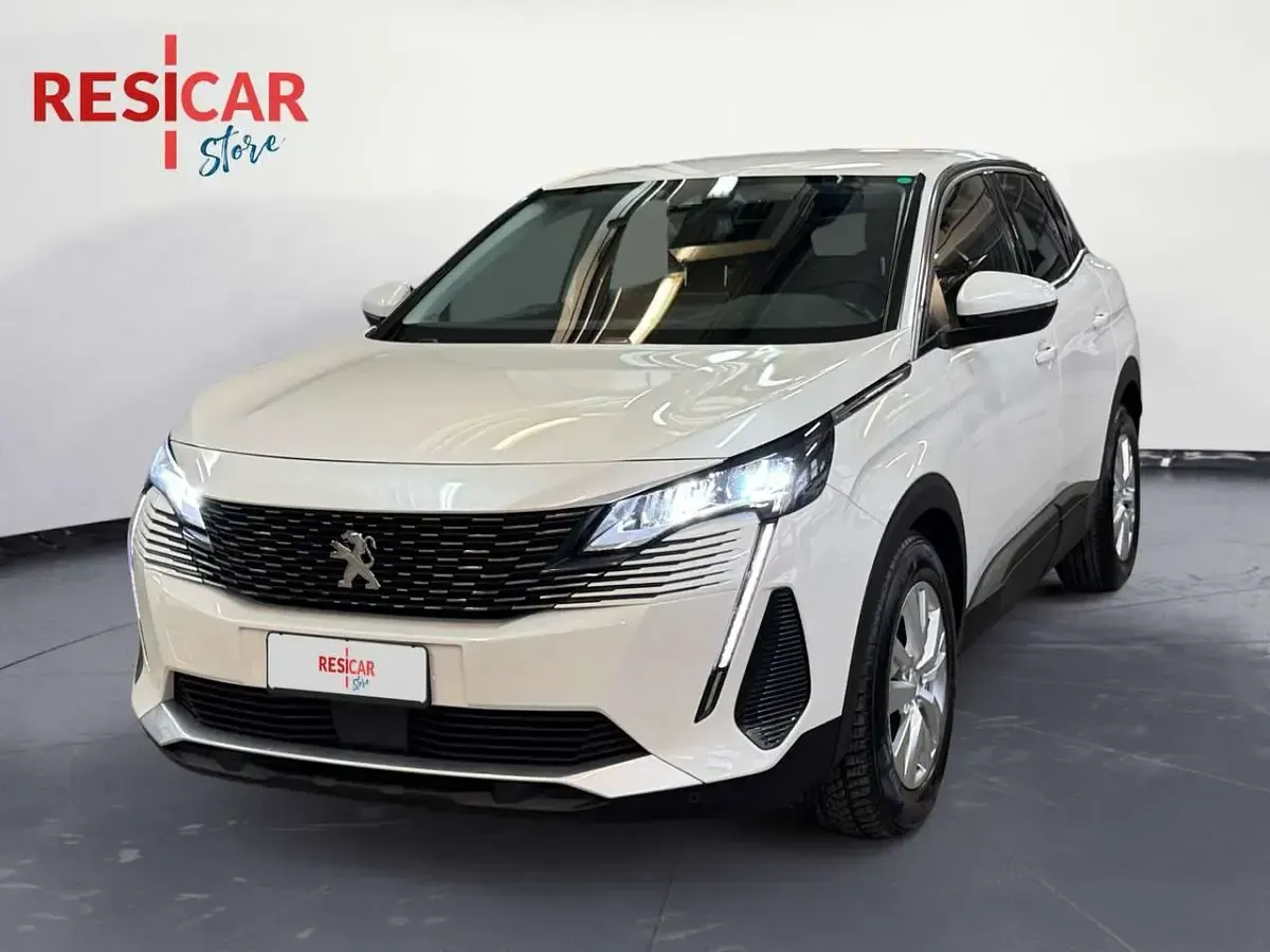 Usata Peugeot 3008 Active 131 CV (96 kW) 2021 Bianco SUV
