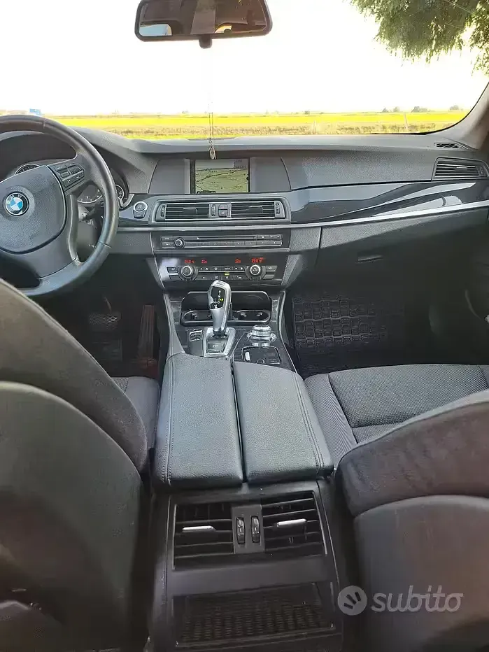 Usata BMW 530 258 CV (189 kW) 2012 Bluazzurro Station wagon