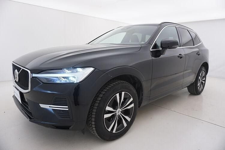 Usata Volvo XC60 Momentum 197 CV (144 kW) 2021 Nero SUV