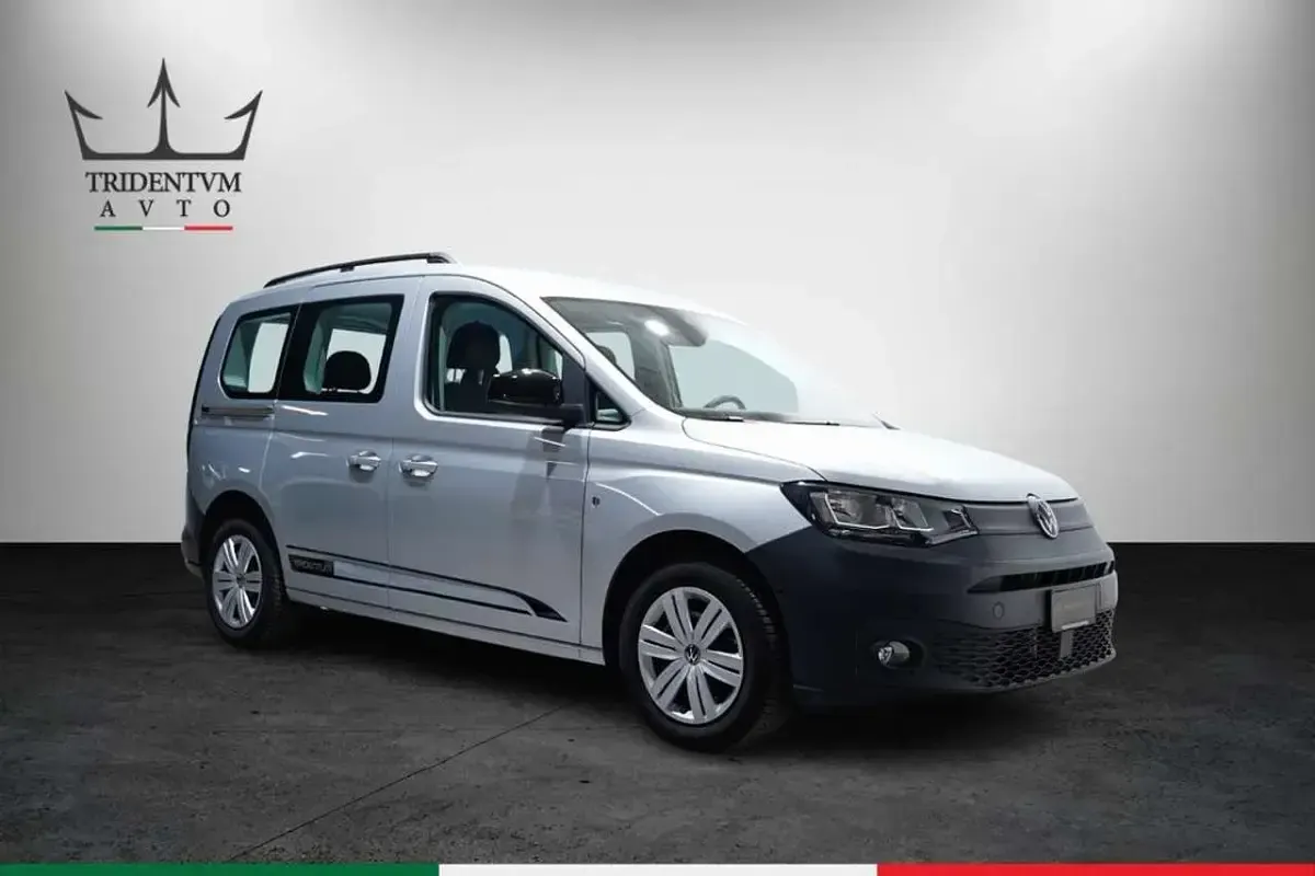 Usata VW Caddy 114 CV (83 kW) 2024 Argento Monovolume
