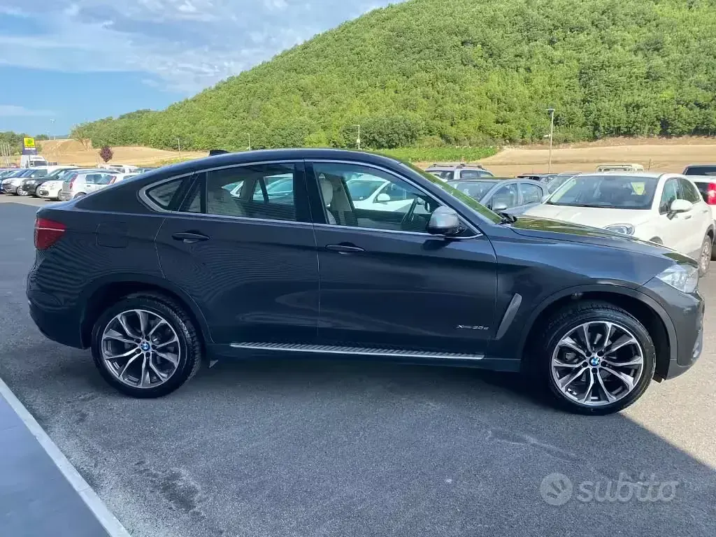 Usata BMW X6 Efficient Dynamics 258 CV (189 kW) 2015 Grigio SUV