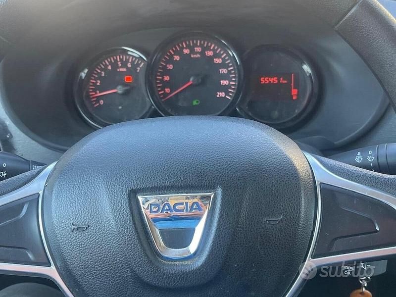 Usata Dacia Dokker Essentiel 75 CV (55 kW) 2019 Bianco Monovolume