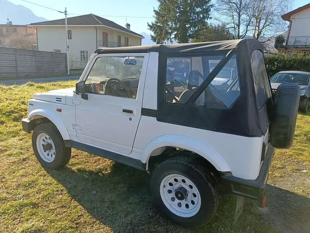Usata Suzuki Samurai 64 CV (47 kW) 1989 Bianco SUV