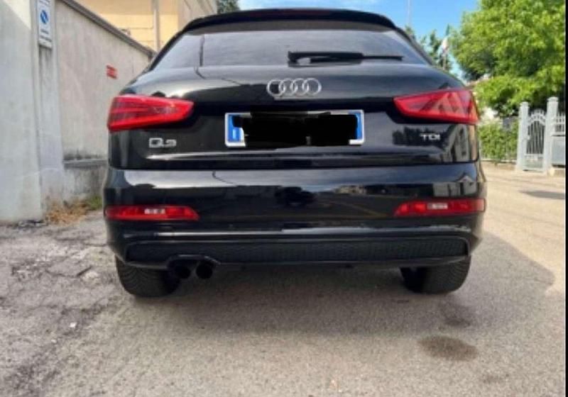 Usata Audi Q3 Advanced Plus 140 CV (102 kW) 2012 Nero SUV