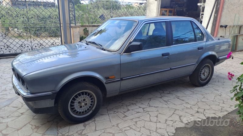 Usata BMW 318 105 CV (77 kW) 1986 Grigio Berlina