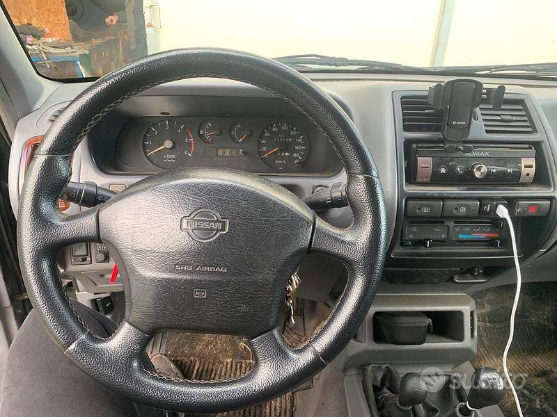 Usata Nissan Terrano 125 CV (91 kW) 1999 Verde SUV