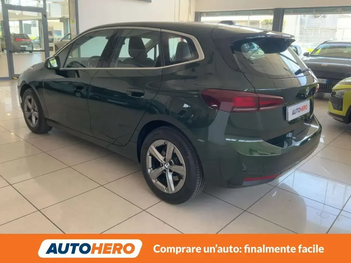 Usata BMW 220 Active Tourer 170 CV (125 kW) 2023 Verde Monovolume