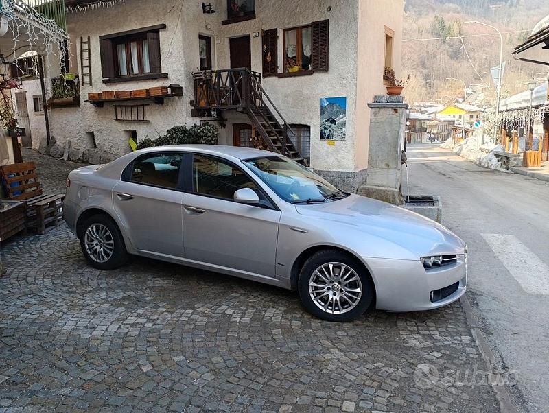 Usata Alfa Romeo 159 Progression 2008 Grigio Berlina