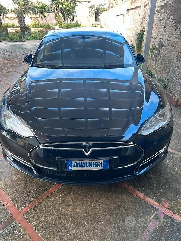 Usata Tesla Model S 2014 Nero Utilitaria
