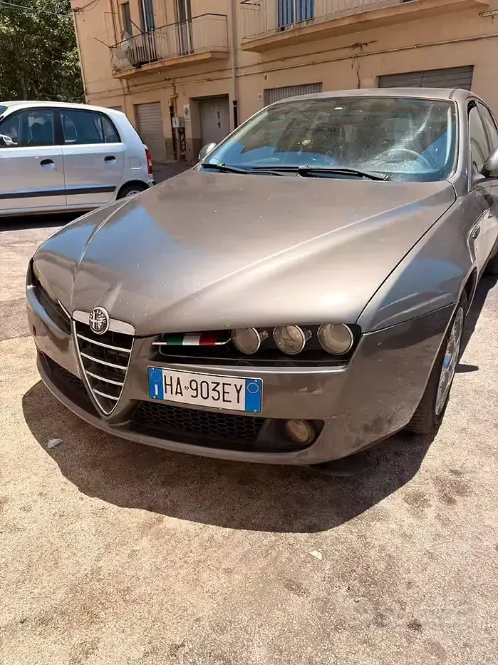 Usata Alfa Romeo 159 Distinctive 150 CV (110 kW) 2008 Grigio Station wagon