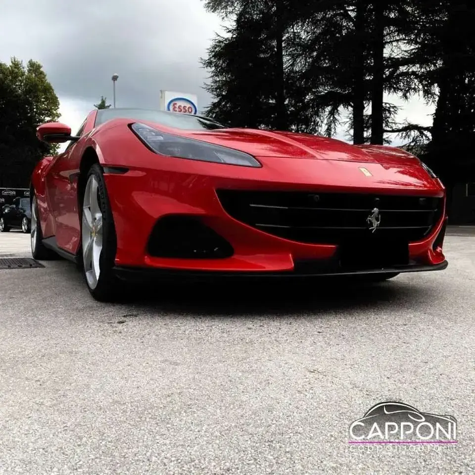 Usata Ferrari Portofino 620 CV (456 kW) 2023 Rosso Cabrio