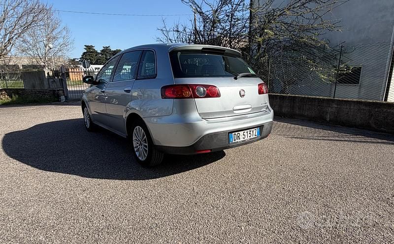 Usata Fiat Croma Dynamic 120 CV (88 kW) 2009 Grigio Station wagon