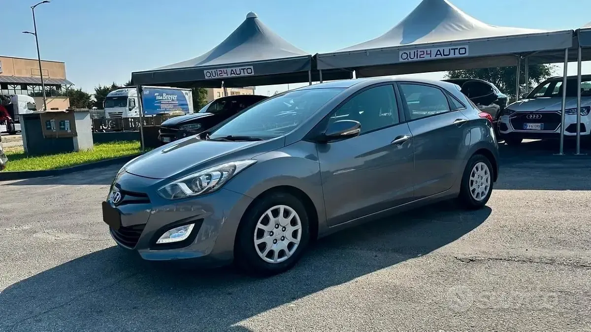 Usata Hyundai i30 110 CV (80 kW) 2013 Grigio Station wagon