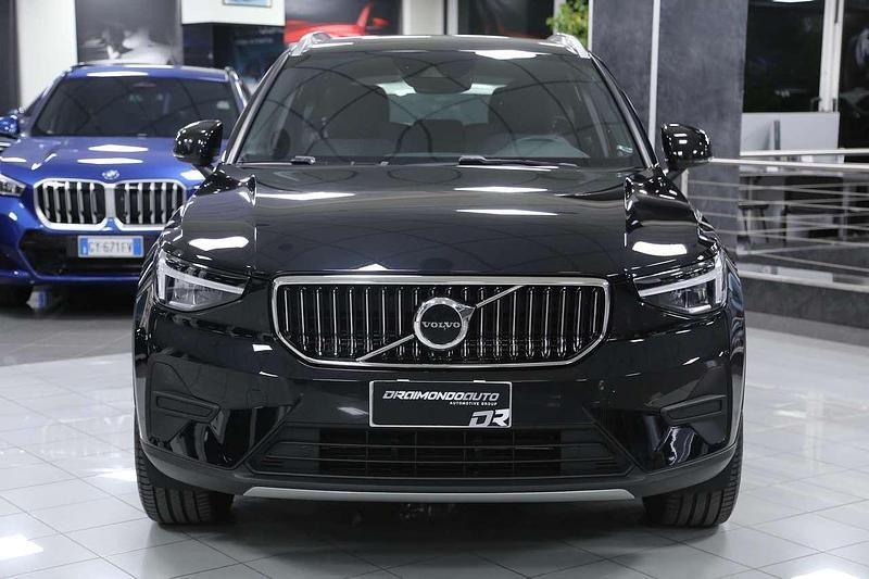 Usata Volvo XC40 Core 180 CV (132 kW) 2023 Nero SUV