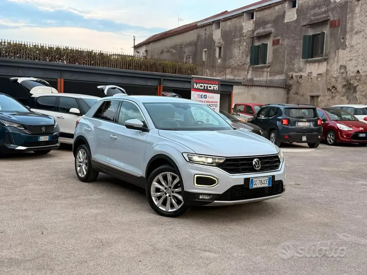 Usata VW T-Roc Advance 150 CV (110 kW) 2020 Grigio SUV