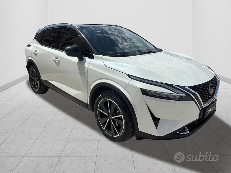 Usata Nissan Qashqai Tekna 140 CV (102 kW) 2024 White pearl brilliant SUV