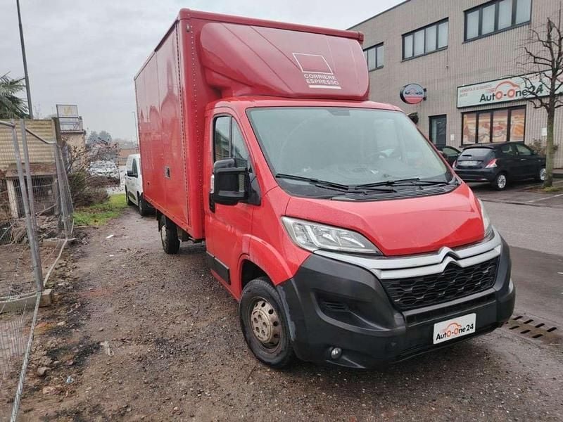 Rosso metallizzato Usata 2019 Citroën Jumper Monovolume | 9900 € (Super prezzo) - Immagine 1/4