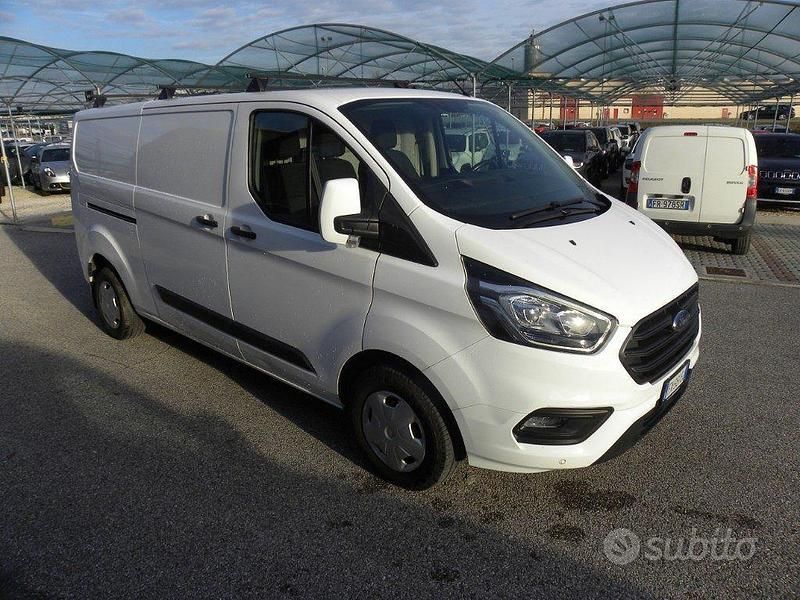 Usata Ford Transit Custom Trend 131 CV (96 kW) 2019 Bianco pastello Furgone
