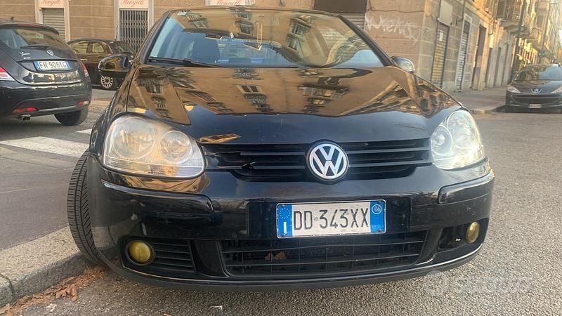 Usata VW Golf V 2006 Nero Utilitaria