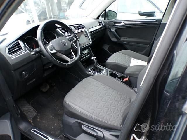 Usata VW Tiguan 150 CV (110 kW) 2022 Nero SUV