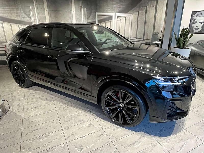 Nuova Audi Q8 S-line plus 286 CV (210 kW) 2025 Nero SUV