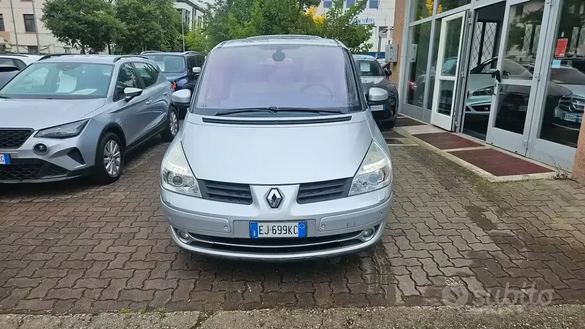 Usata Renault Espace Initiale Paris 175 CV (128 kW) 2011 Grigio Monovolume