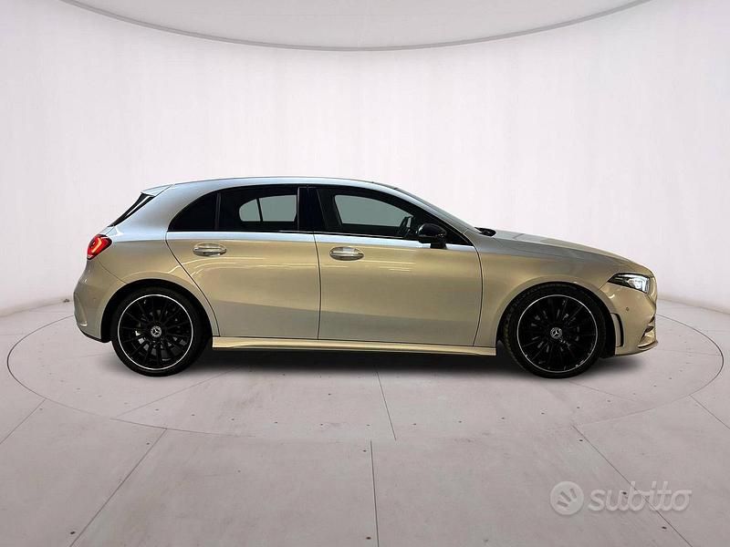Usata Mercedes A200 AMG Line Premium 150 CV (110 kW) 2022 Grigio Berlina