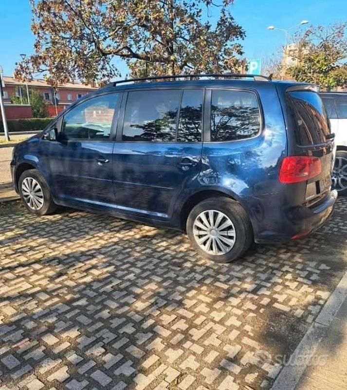 Usata VW Touran 150 CV (110 kW) 2012 Blu Monovolume