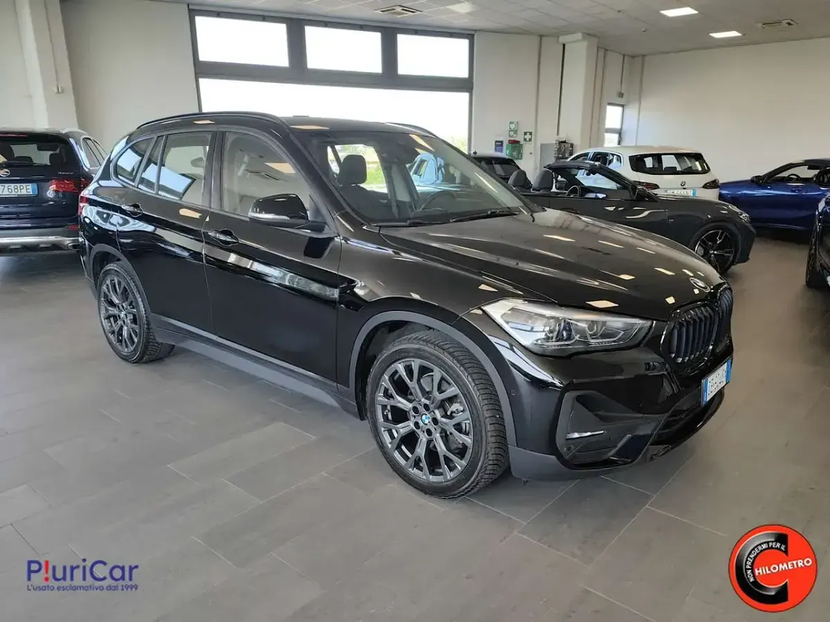 Usata BMW X1 125 CV (91 kW) 2021 Nero SUV