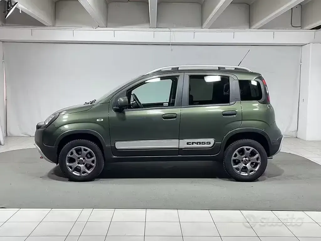 Usata Fiat Panda Cross Cross 86 CV (63 kW) 2019 Verde Utilitaria