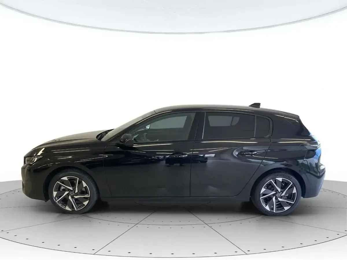 Usata Peugeot 308 Allure 136 CV (100 kW) 2025 Nero Berlina