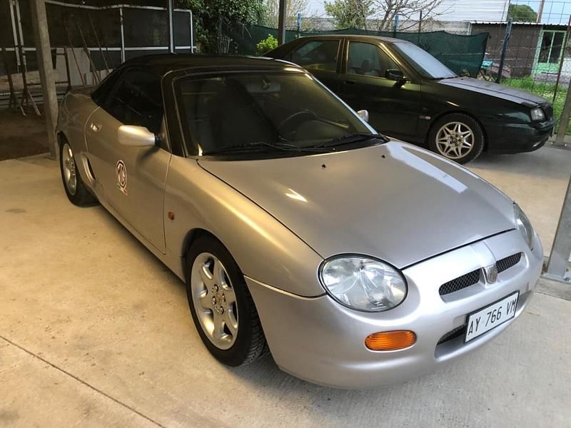 Usata MG F 119 CV (87 kW) 1998 Argento Cabrio
