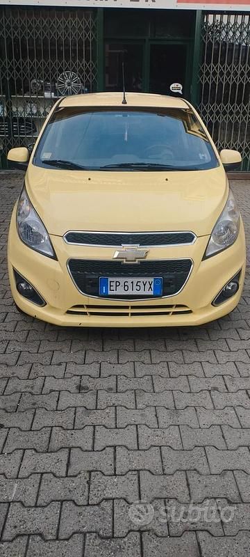 Usata Chevrolet Spark 65 CV (47 kW) 2011 Giallo Utilitaria