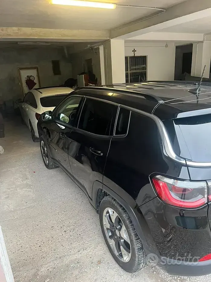 Usata Jeep Compass 150 CV (110 kW) 2019 Nero SUV