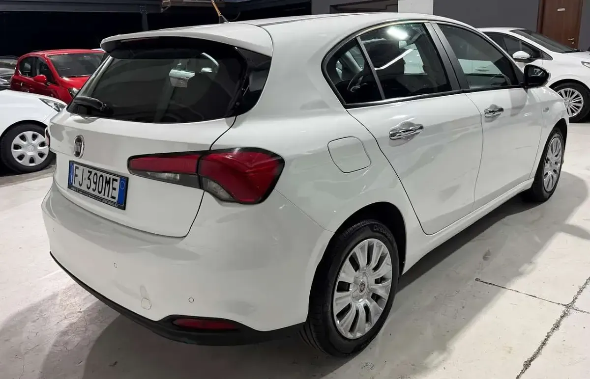 Usata Fiat Tipo 95 CV (69 kW) 2017 Other Berlina