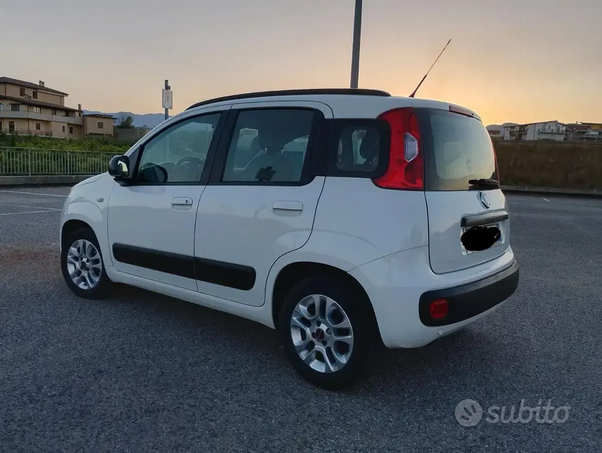 Usata Fiat Panda 95 CV (69 kW) 2013 Utilitaria