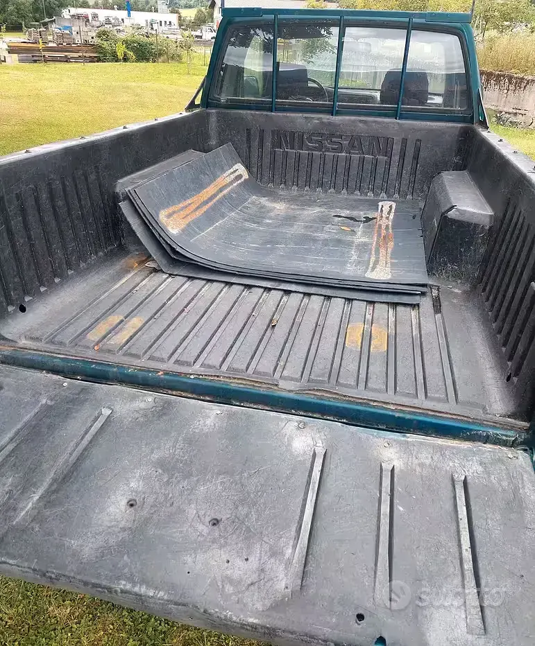 Usata Nissan King 80 CV (58 kW) 1998 Pick-up