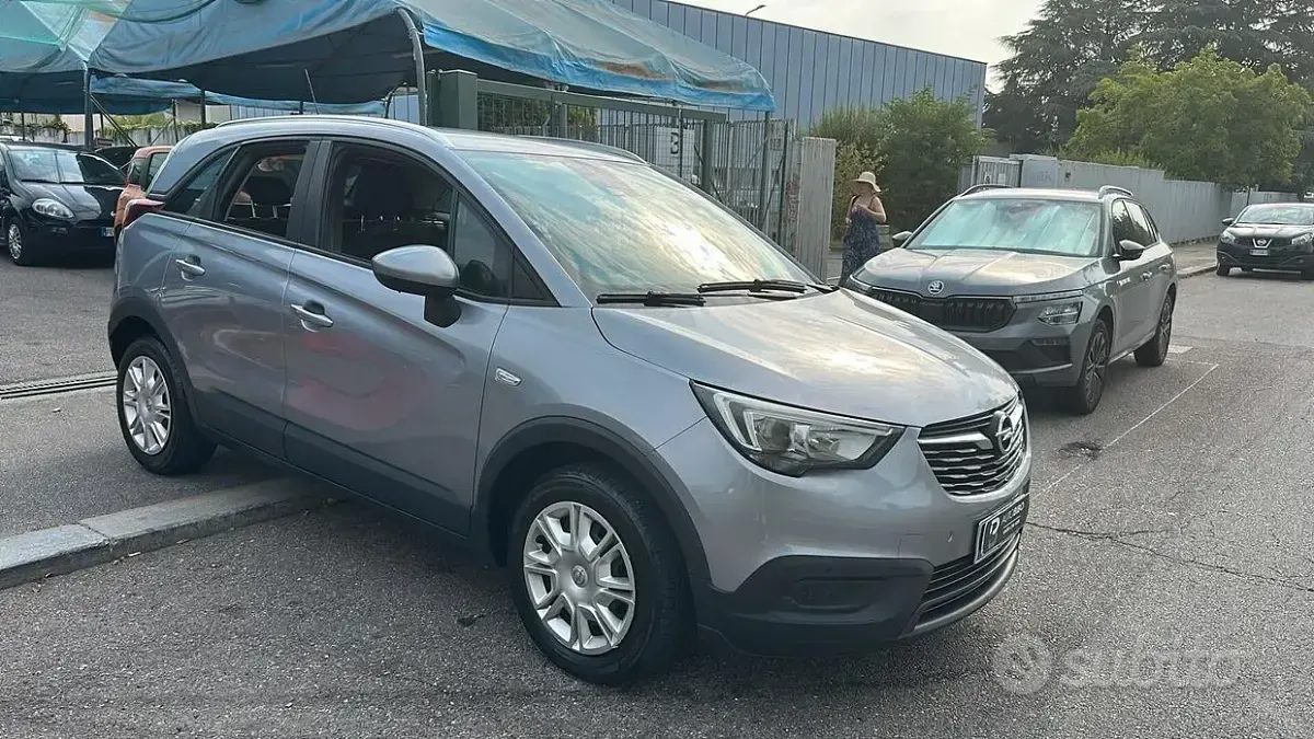 Usata Opel Crossland X Ultimate 102 CV (75 kW) 2020 Grigio SUV