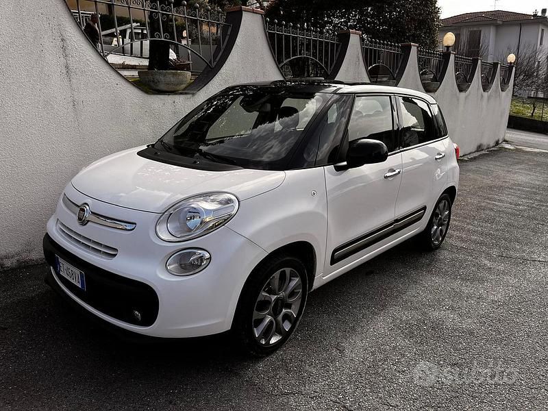 Usata Fiat 500L Living 120 CV (88 kW) 2014 Bianco Monovolume