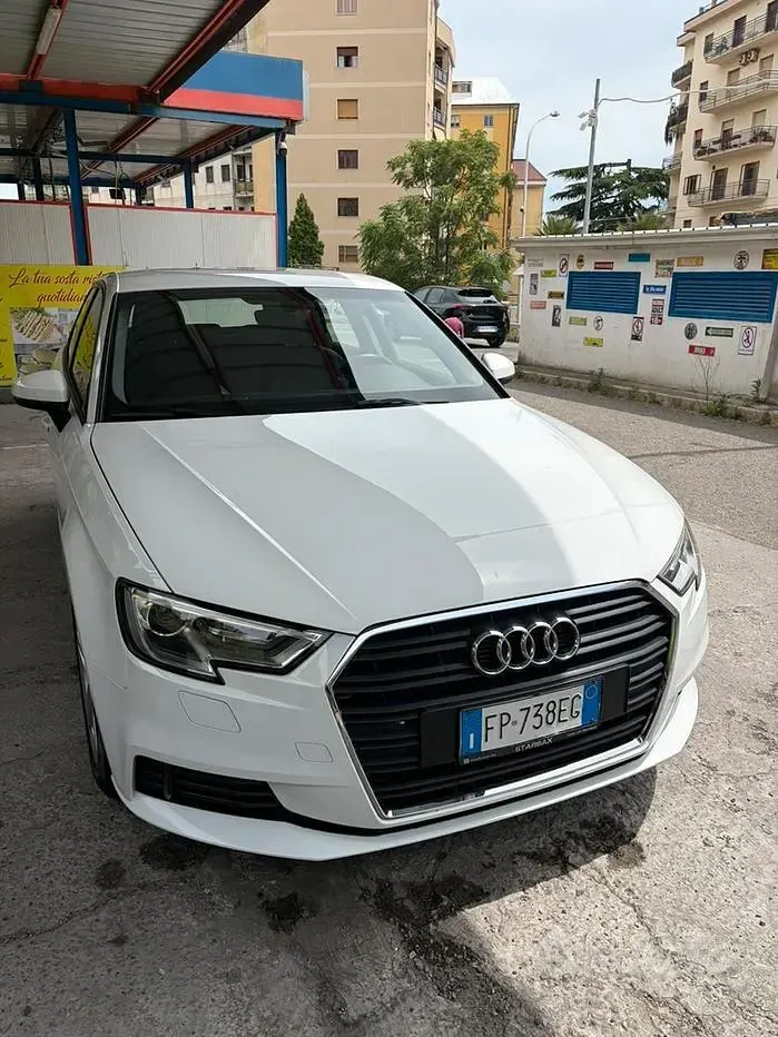 Usata Audi A3 116 CV (85 kW) 2018 Berlina