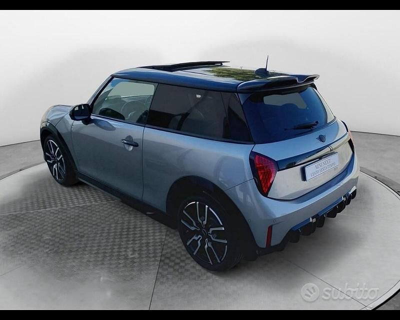 Usata Mini John Cooper Works 204 CV (150 kW) 2024 Argento Utilitaria