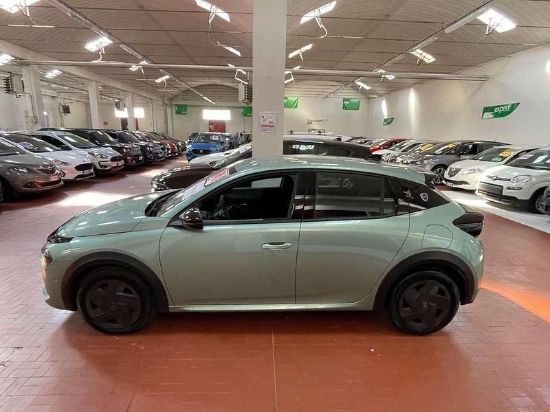 Usata Lancia Ypsilon 101 CV (74 kW) 2024 Verde Utilitaria