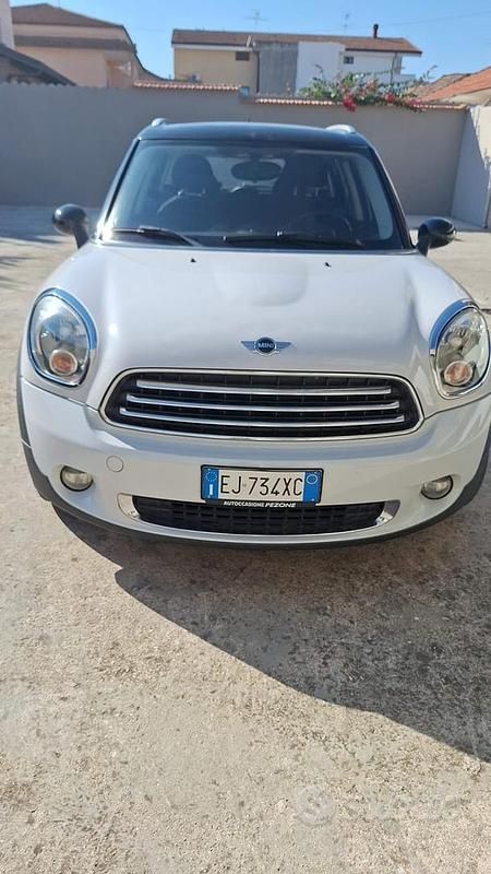 Usata Mini Cooper 2012 Bianco Utilitaria