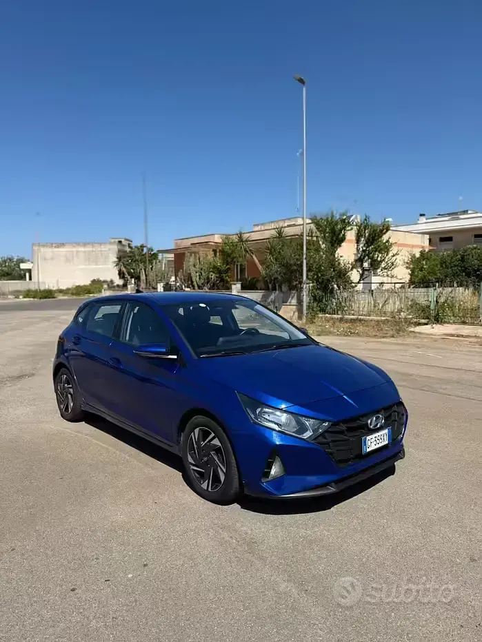 Usata Hyundai i20 84 CV (61 kW) 2021 Bluazzurro Utilitaria
