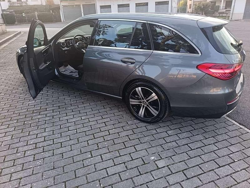 Usata Mercedes C200 163 CV (119 kW) 2022 Station wagon