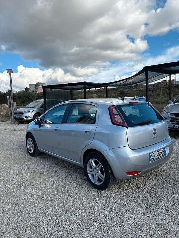 Usata Fiat Punto Evo 95 CV (69 kW) 2013 Grigio Utilitaria