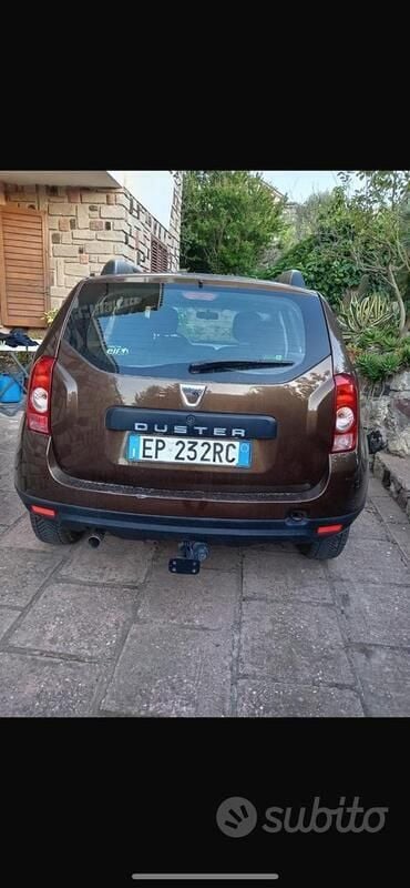 Usata Dacia Duster 110 CV (80 kW) 2013 Marrone SUV