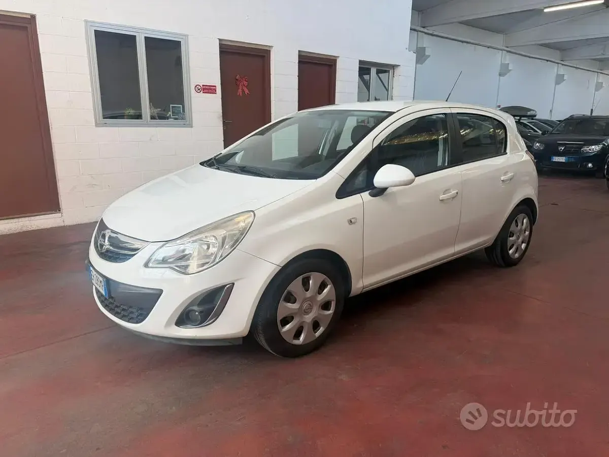 Occasion Opel Corsa Edition 86 ch (63 kW) 2013 Blanc Citadine