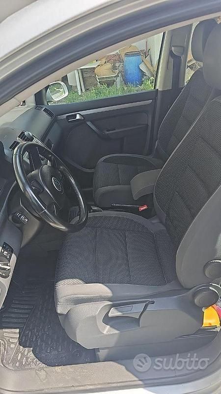 Usata VW Touran 105 CV (77 kW) 2005 Monovolume